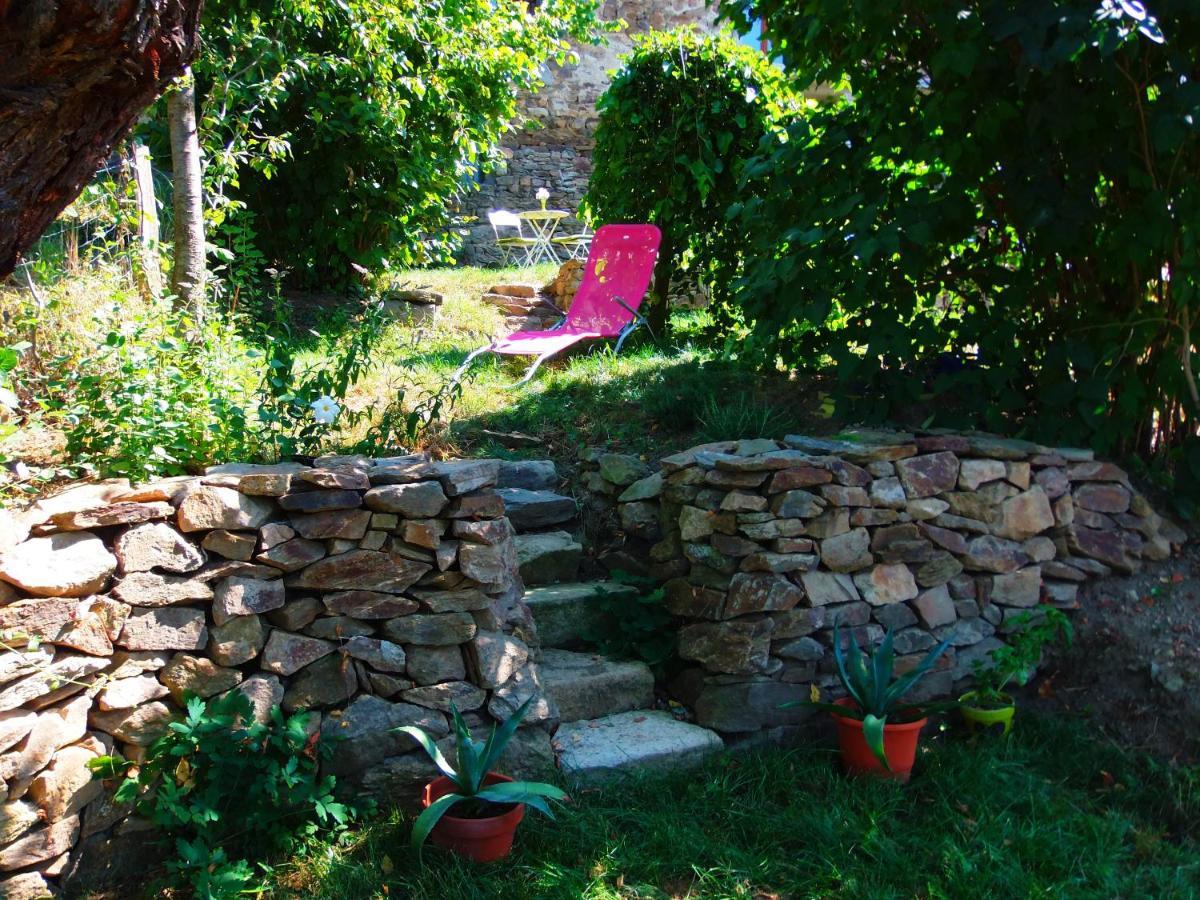 Le Vallon D'Armandine, Gite Ecologique Auvergne Saint-Hilaire  Kültér fotó